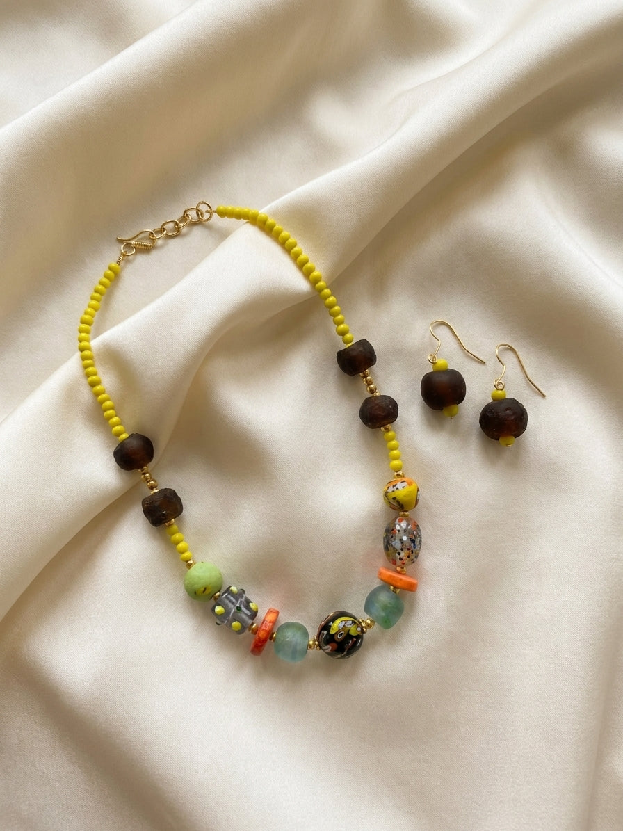 Saffron Fields Necklace Set